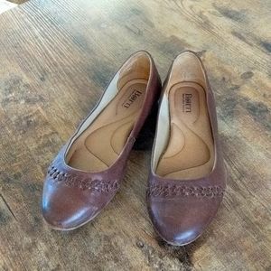 Gently Used Born Leather Comfortable Cute Brown Flats